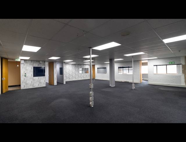 5,047M² OFFICE FOR SALE IN FERNDALE